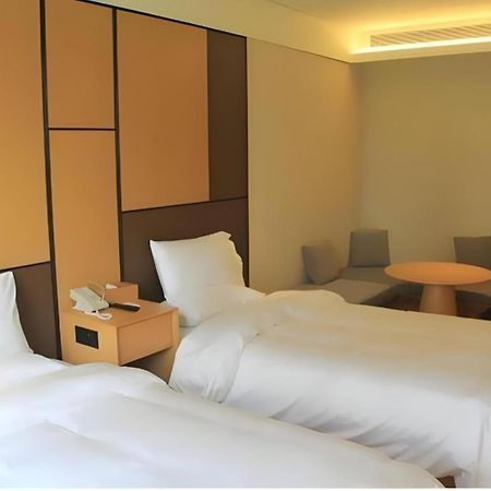 Ji Hotel Shanghai The Bund Tiantong Road Dış mekan fotoğraf